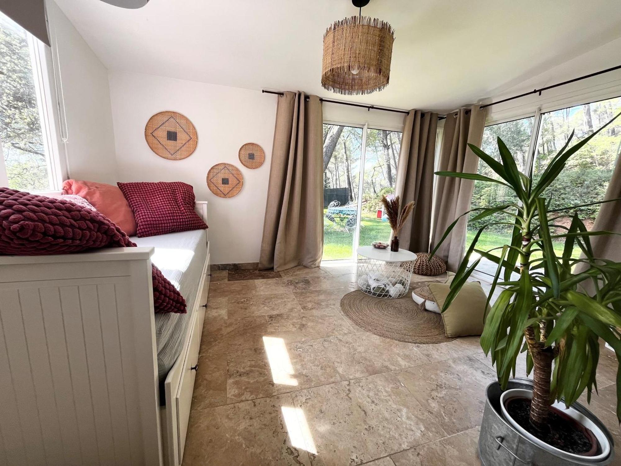 אקס-אן-פרובאנס Maison Provencale Au Calme De La Campagne Avec Jacuzzi מראה חיצוני תמונה