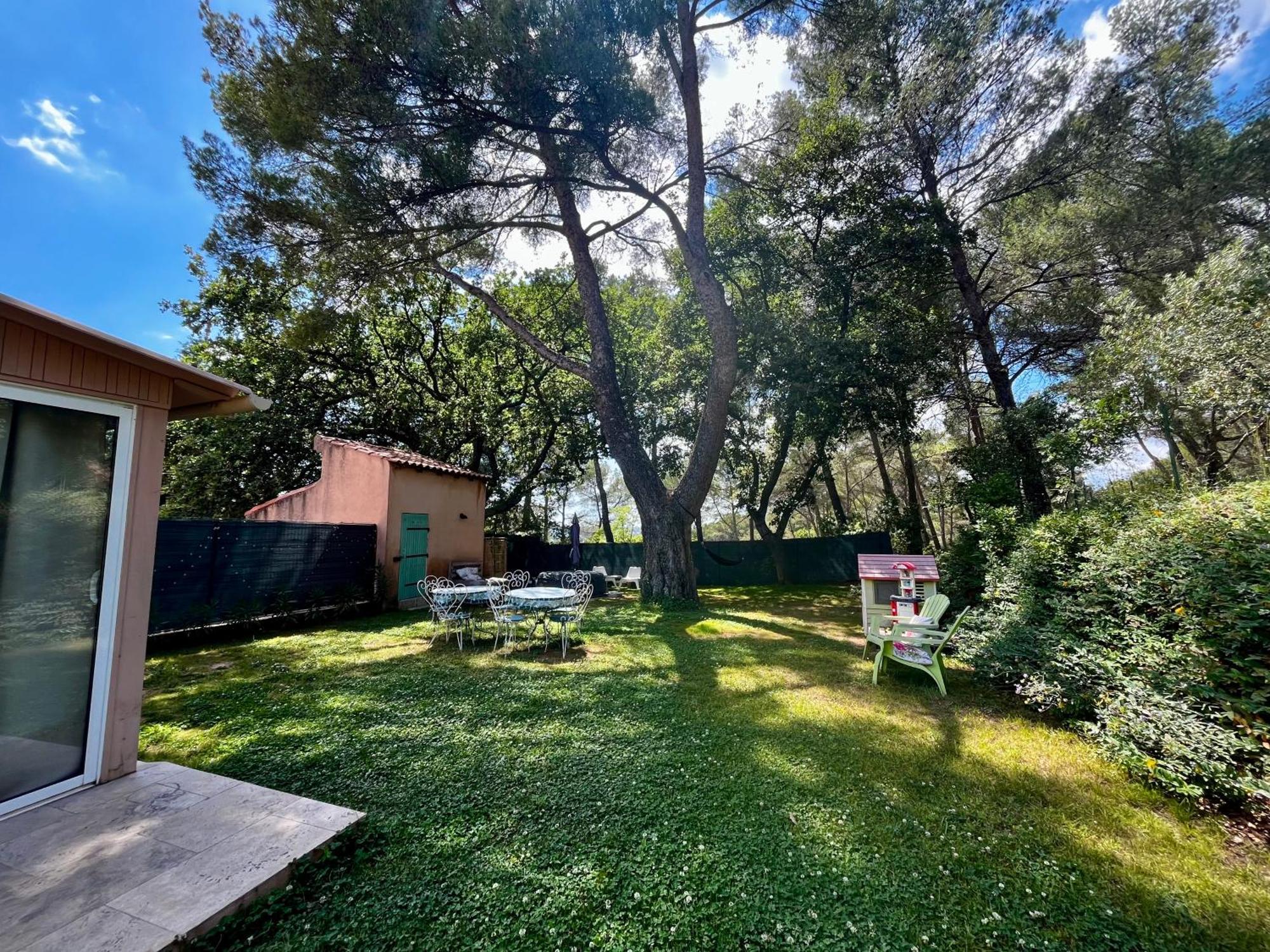אקס-אן-פרובאנס Maison Provencale Au Calme De La Campagne Avec Jacuzzi מראה חיצוני תמונה